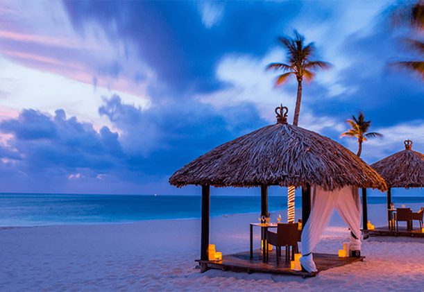 romantisk strand på Aruba