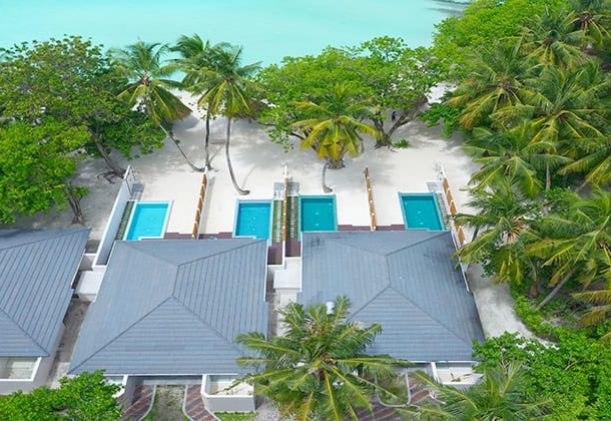 maldiverna-sun-island-resort-beach-villa-med-pool